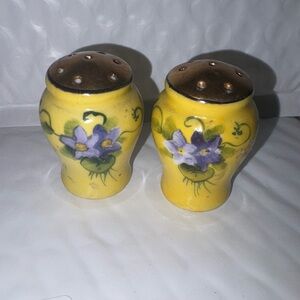 Vintage Nippon hand painted  mini Salt and Pepper Shakers yellow with  Flowers